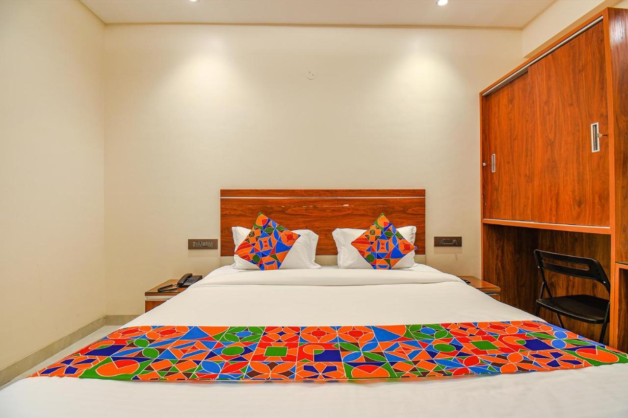 Fabhotel Gaurav Galaxy Пуна Экстерьер фото